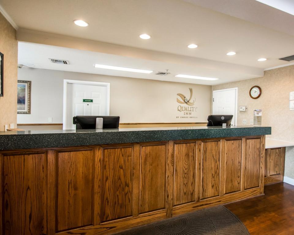Quality Inn Palm Bay - Melbourne I-95 Экстерьер фото