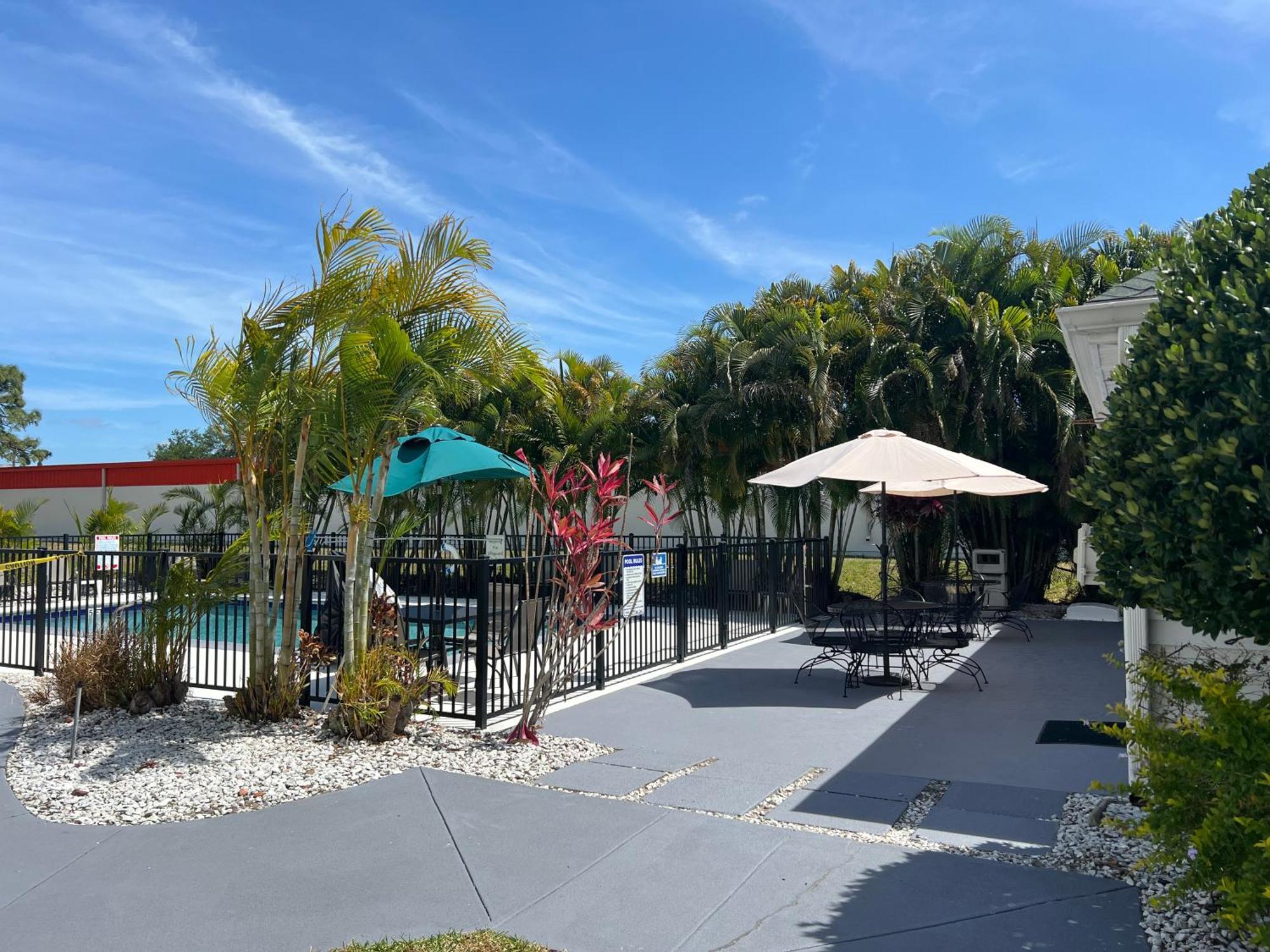 Quality Inn Palm Bay - Melbourne I-95 Экстерьер фото