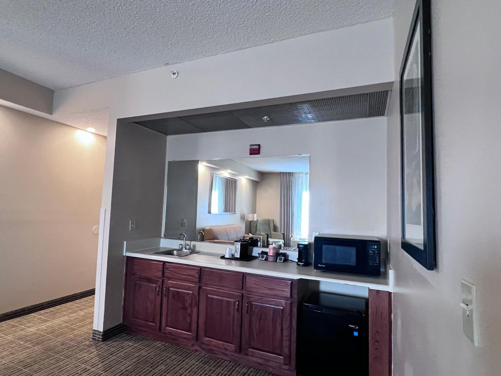 Quality Inn Palm Bay - Melbourne I-95 Экстерьер фото