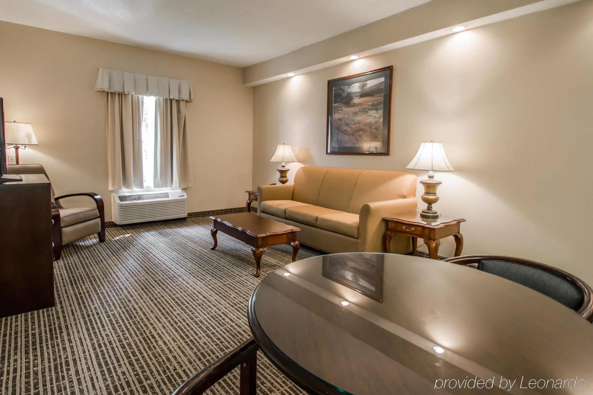 Quality Inn Palm Bay - Melbourne I-95 Экстерьер фото
