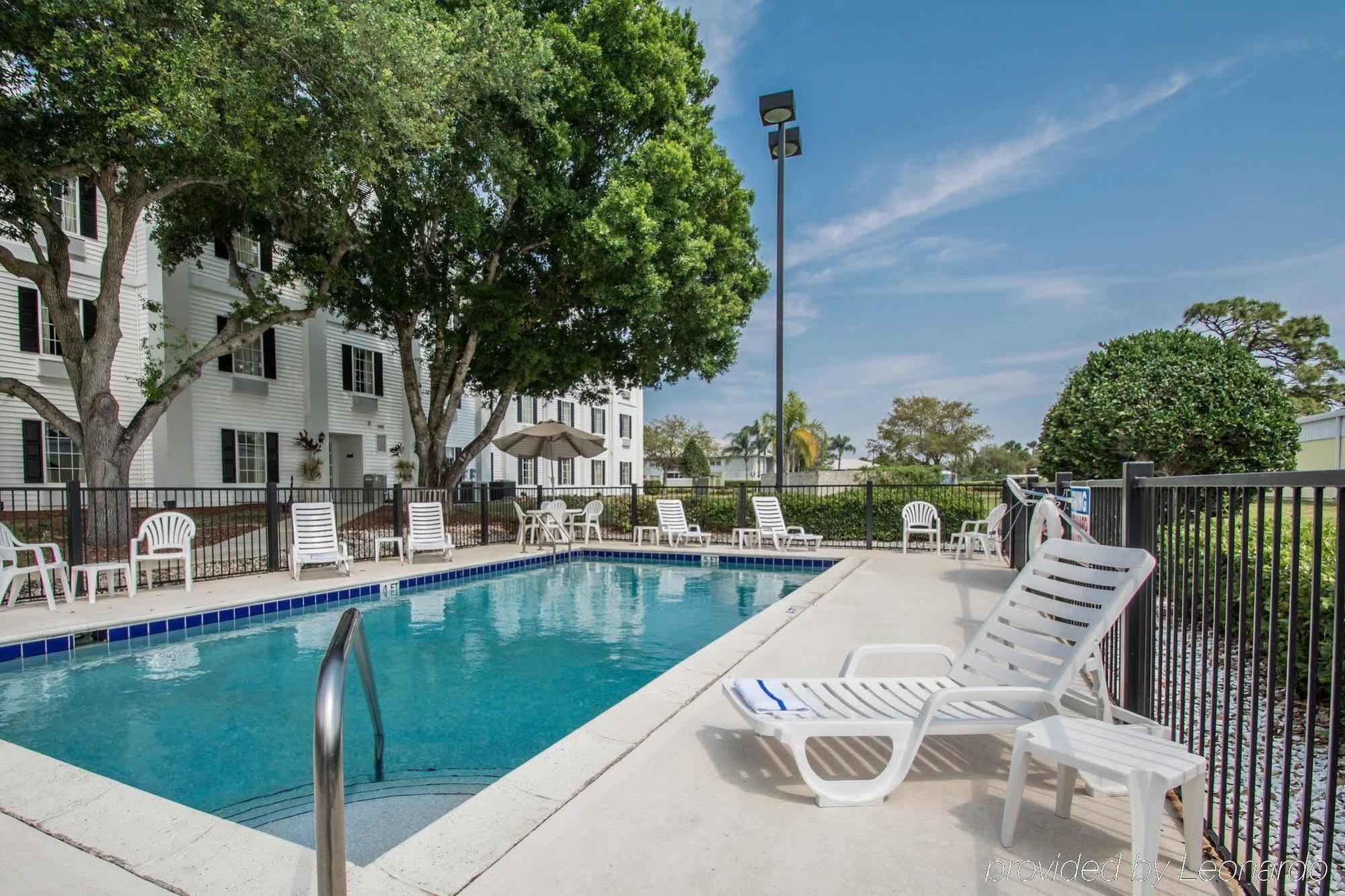 Quality Inn Palm Bay - Melbourne I-95 Экстерьер фото